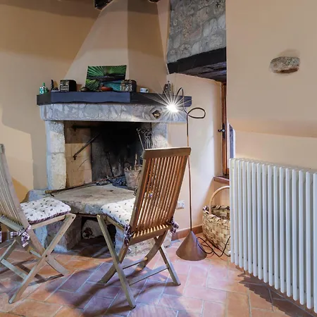 In Firenzuola Near Arezzo Vakantiehuis Crocemaroggia